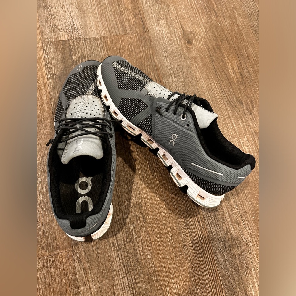 on cloud blue women’s size 9 shoes